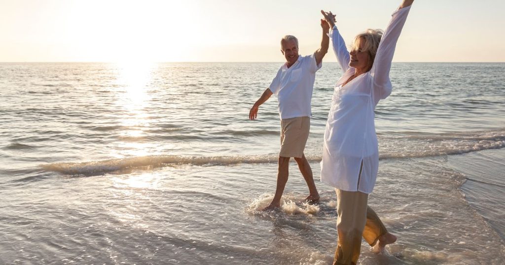 Benefits of tropical climate for seniors